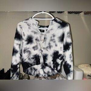 Cropped Knitwear